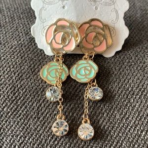 New enamel camellia gold crystal earrings